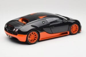 Bugatti Veyron Super Sport World Record Edition Carbon & Orange Minichamps 1:18 100110840 Druckguss — Bild 3 von 8