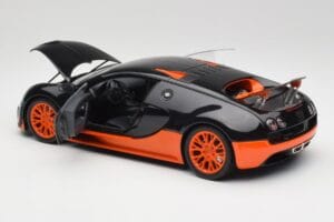Bugatti Veyron Super Sport World Record Edition Carbon & Orange Minichamps 1:18 100110840 Druckguss — Bild 5 von 8