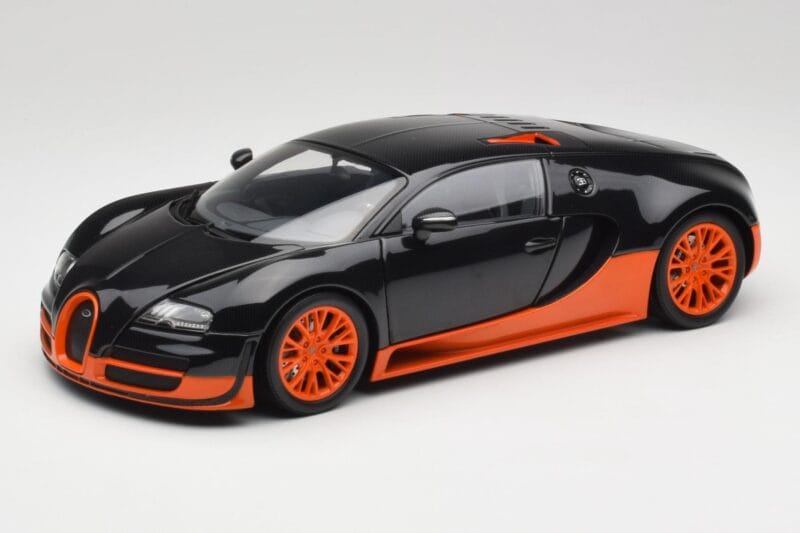 Bugatti Veyron Super Sport World Record Edition Carbon & Orange Minichamps 1:18 100110840 Druckguss
