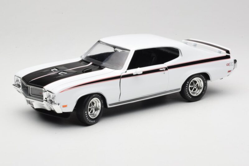 Buick GSX Weiß American Muscle 1:18 AMM1322/06 Druckguss