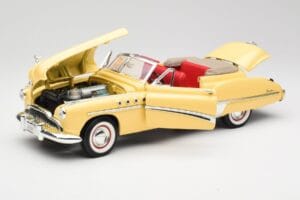 Buick Roadmaster Chrome Yellow Motormax 1:18 23124646-M17 Druckguss — Bild 2 von 8