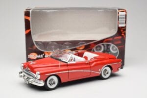 Buick Skylark Rot Motormax 1:18 411393-M1 Druckguss — Bild 8 von 8