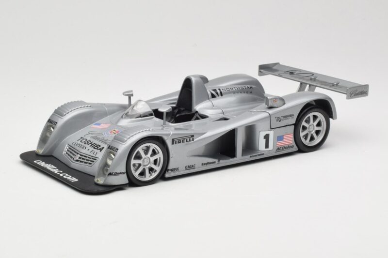 Cadillac Northstar LMP #1 24 Hours of Le Mans 2000 Hot Wheels 1:18 29225 Druckguss
