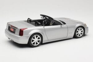 Cadillac XLR Cabrio Silber Hot Wheels 1:18 53838 Druckguss — Bild 3 von 8