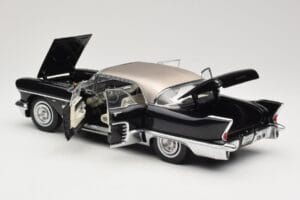 Cadillac Brougham Schwarz Sun Star 1:18 4001 Druckguss — Bild 5 von 8