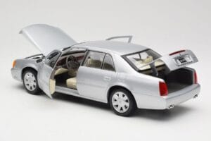 Cadillac DeVille DTS Maisto 1:18 56061 Druckguss — Bild 5 von 8