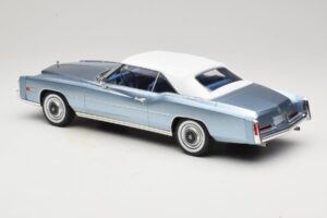 Cadillac Eldorado Cabriolet Blau MCG 1:18 MCG18472 Druckguss — Bild 6 von 7