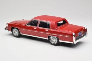 Cadillac Fleetwood Brougham Dunkelrot Metallic MCG 1:18 MCG18251 Druckguss — Bild 4 von 6