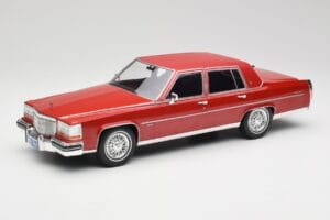 Cadillac Fleetwood Brougham Dunkelrot Metallic MCG 1:18 MCG18251 Druckguss