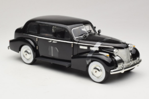 Cadillac Fleetwood Series 75 The Godfather Jada 1:18 91199 Druckguss — Bild 4 von 6