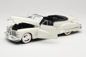 Cadillac Series 62 Cabriolet Weiß Anson 1:18 30335 Druckguss — Bild 2 von 8