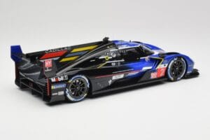 Cadillac V-Series.R LMDh #2 E. Bamber / A. Lynn / R. Westbrook Chip Ganassi Racing 24 Hours of Le Mans 2023 TopSpeed 1:18 TS0 — Bild 2 von 5