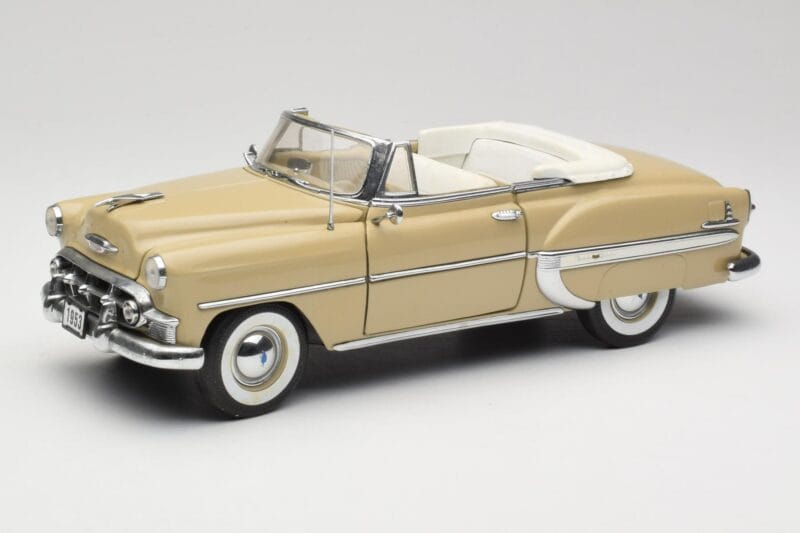 Chevrolet Bel Air Cabriolet Creme Sun Star 1:18 1623 Druckguss