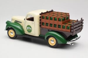 Chevrolet Brasseur Perrier Delivery Van Grün Solido 1:18 203243 Druckguss — Bild 7 von 8