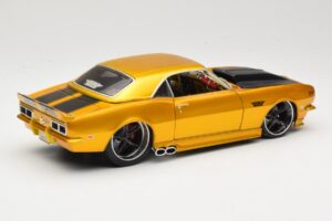Chevrolet Camaro Z/28 Gold Maisto 1:18 31066 Druckguss — Bild 3 von 8