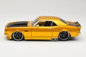 Chevrolet Camaro Z/28 Gold Maisto 1:18 31066 Druckguss — Bild 4 von 8