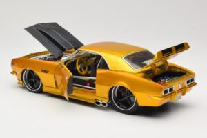 Chevrolet Camaro Z/28 Gold Maisto 1:18 31066 Druckguss — Bild 5 von 8