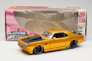 Chevrolet Camaro Z/28 Gold Maisto 1:18 31066 Druckguss — Bild 8 von 8