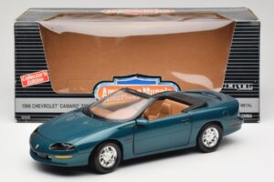 Chevrolet Camaro Z28 Cabriolet Grün American Muscle 1:18 7231D0 Druckguss — Bild 8 von 8