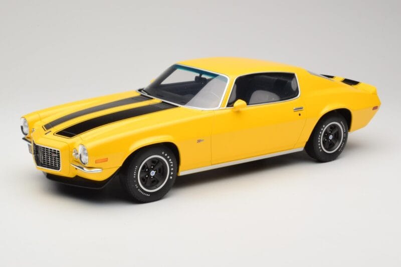 Chevrolet Camaro Z28 RS Daytona Yellow Otto 1:12 G085 Resin