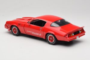 Chevrolet Camaro Z28 Yenko Turbo Z Rot GreenLight 1:18 12999 Druckguss — Bild 7 von 8