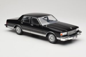 Chevrolet Caprice Schwarz MCG 1:18 MCG18113 Druckguss — Bild 4 von 6
