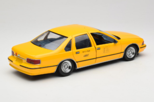 Chevrolet Caprice NYC Taxi UT Models 1:18 180142095-O1 Druckguss — Bild 3 von 8