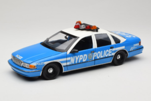 Chevrolet Caprice New York Polizei UT Models 1:18 180142097 Druckguss