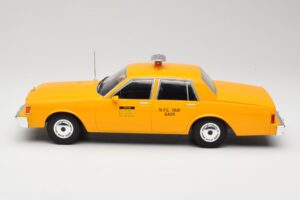 Chevrolet Caprice Gelb Taxi MCG 1:18 MCG18038 Druckguss — Bild 3 von 6