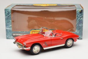 Chevrolet Corvette C1 Rot ERTL 1:18 7835 Druckguss — Bild 8 von 8