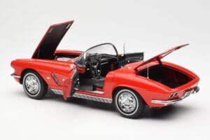 Chevrolet Corvette C1 Cabriolet Roman Rot AUTOart 1:18 71102 Druckguss — Bild 5 von 8