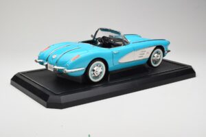 Chevrolet Corvette C1 Hard Top Blau Solido 1:12 1202-M1 Druckguss — Bild 3 von 8