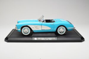 Chevrolet Corvette C1 Hard Top Blau Solido 1:12 1202-M1 Druckguss — Bild 4 von 8