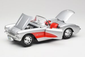 Chevrolet Corvette C1 Silber & Rot Bburago 1:18 3024-M1 Druckguss — Bild 2 von 8
