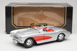 Chevrolet Corvette C1 Silber & Rot Bburago 1:18 3024-M1 Druckguss — Bild 8 von 8