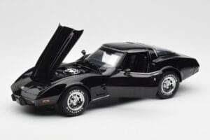 Chevrolet Corvette C3 Schwarz UT Models 1:18 21071 Druckguss — Bild 2 von 8