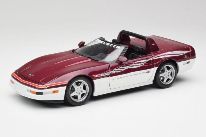 Chevrolet Corvette C4 Indy 500 Pace Car Maisto 1:18 56011 Druckguss