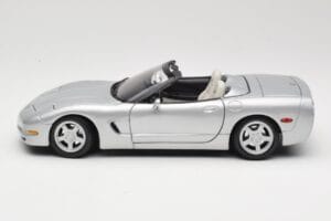 Chevrolet Corvette C5 Cabriolet Silber Maisto 1:18 50317 Druckguss — Bild 4 von 8