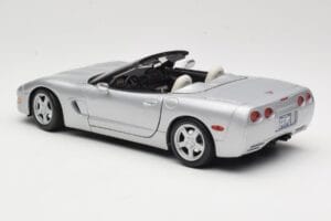 Chevrolet Corvette C5 Cabriolet Silber Maisto 1:18 50317 Druckguss — Bild 7 von 8