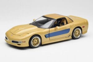 Chevrolet Corvette C5 Guldstrand Signature Edition Gold Maisto 1:18 31657 Druckguss