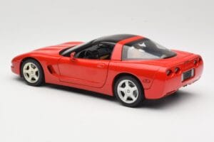 Chevrolet Corvette C5 Targa Rot UT Models 1:18 21001 Druckguss — Bild 7 von 8