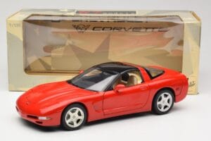Chevrolet Corvette C5 Targa Rot UT Models 1:18 21001 Druckguss — Bild 8 von 8