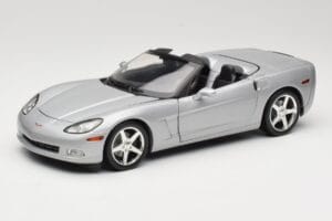 Chevrolet Corvette C6 Cabriolet Silber Hot Wheels 1:18 B6052 Druckguss