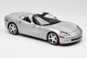 Chevrolet Corvette C6 Cabriolet Silber Hot Wheels 1:18 B6052 Druckguss — Bild 6 von 8