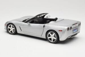 Chevrolet Corvette C6 Cabriolet Silber Hot Wheels 1:18 B6052 Druckguss — Bild 7 von 8