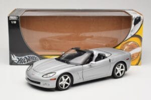 Chevrolet Corvette C6 Cabriolet Silber Hot Wheels 1:18 B6052 Druckguss — Bild 8 von 8