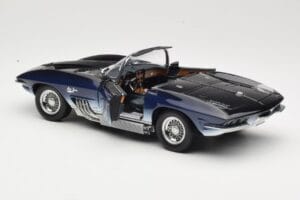 Chevrolet Corvette Mako Shark Dunkelblau UT Models 1:18 21061 Druckguss — Bild 5 von 8