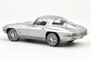 Chevrolet Corvette C2 Sting Ray Sebring Silver Norev 1:18 189052 Druckguss — Bild 2 von 2
