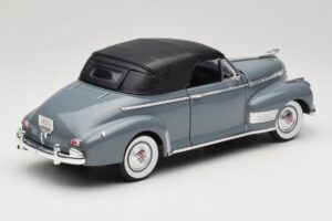 Chevrolet Deluxe Cabriolet Mit Softtop Grau Eagles Race 1:18 7497276 Druckguss — Bild 3 von 8