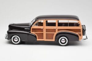 Chevrolet Fleetmaster Woody Braun Maisto 1:18 36854 Druckguss — Bild 4 von 8